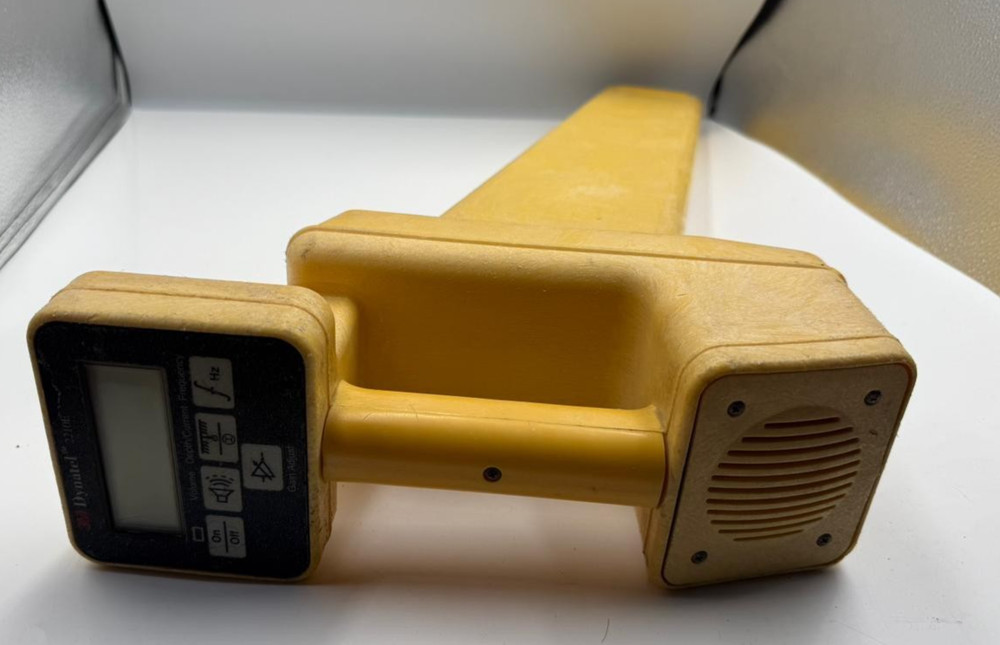 3M Dynatel 2210e Cable Locator