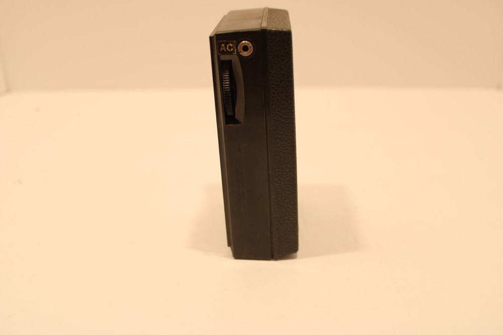 Commodore Superlative TW 88 Transistor Radio (1965?)