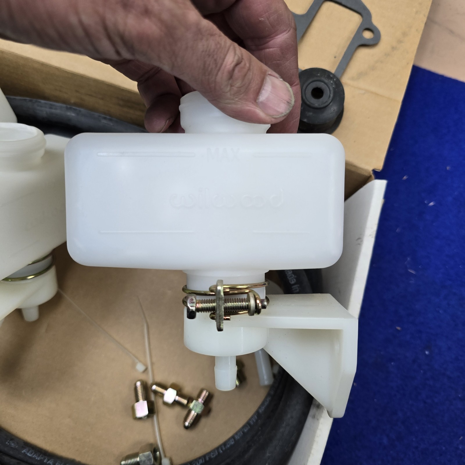 NASCAR Wilwood Master Cylinder Reservoir Remote Racing Parts Lot Hot Rod NEW