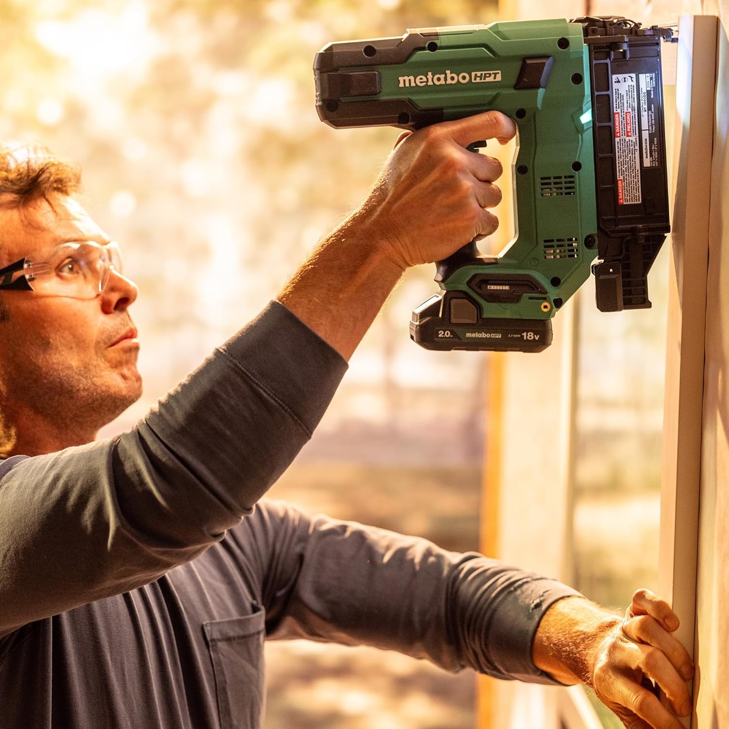 18V MultiVolt Compact Cordless Brad Nailer Kit, 18 Gauge Nailer