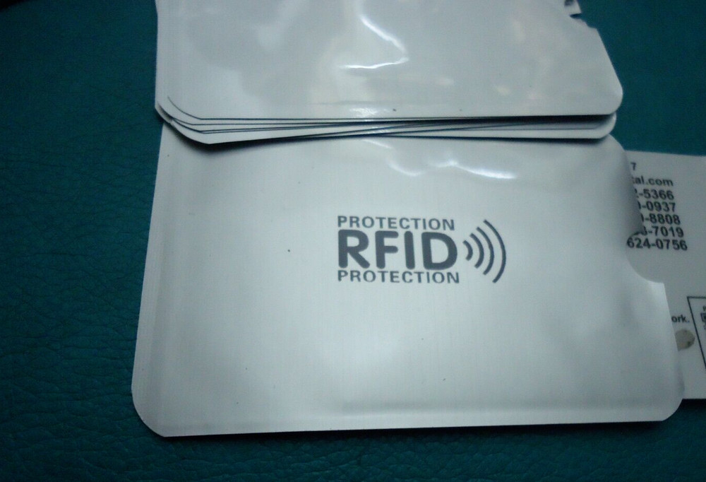 10-credit card protecion holders