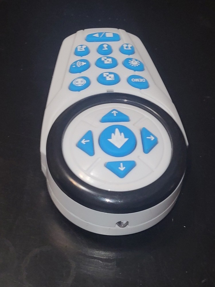 Vivitar Maze Master Robot Replacement Remote Controller - White/Blue LIKE NEW