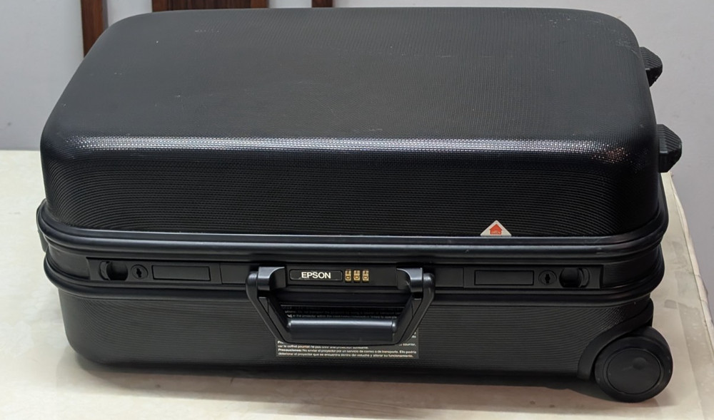 Epson PowerLite ELP-500 CASE - HARD CASE ONLY