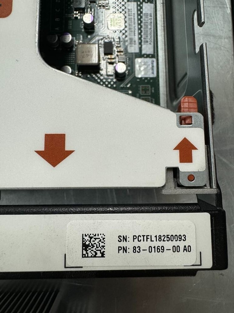 Pure Storage 83-0169-00 Flash Array X20 R2 "NO RAM INTERFACE/SSD"