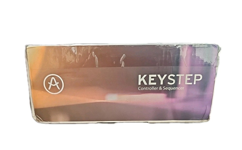 Arturia KeyStep 32-Key MIDI Controller with Damage box No Power Supply.