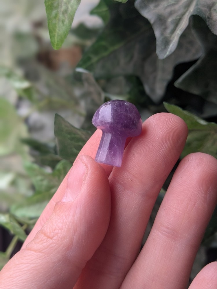Amethyst Mushroom Miniature Carving