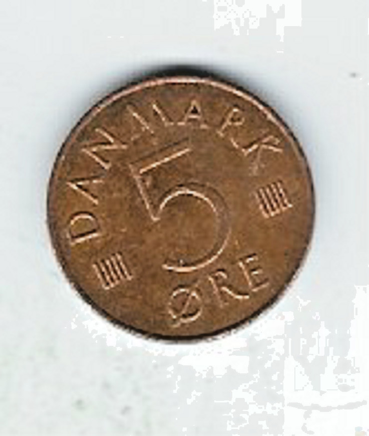 Denmark Coin...5 ORE...1983