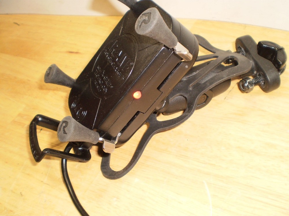 RAM Mounts U-Bolt, X-Grip Mount With Wireless Charging **SEE FULL DESCRIPTION**