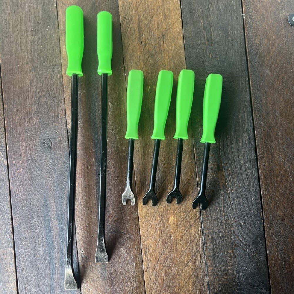 5 Piece Trim Body Panel Pry Bar Set