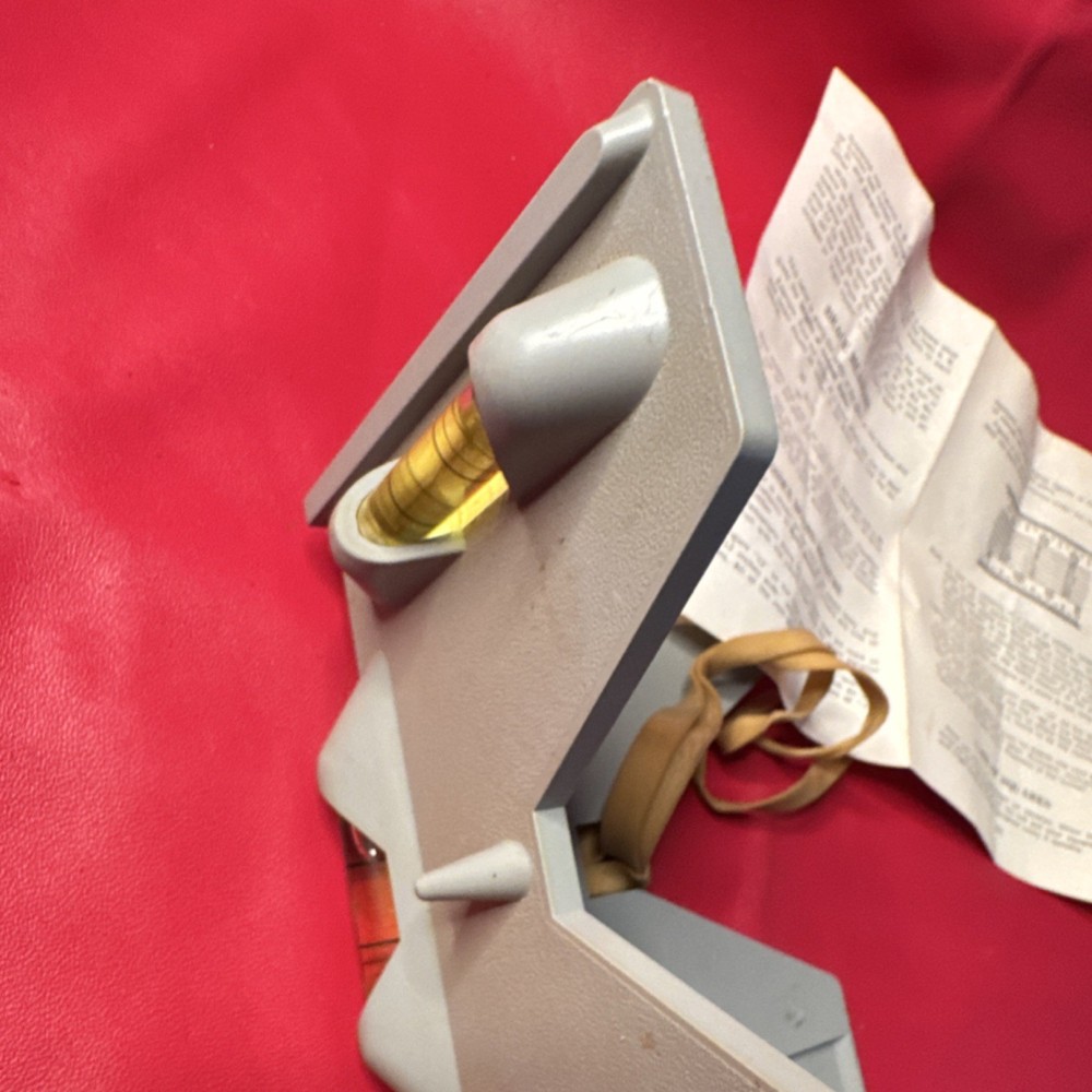 JOHNSON LEVEL & TOOL No. 175 Rafter Framing Square Level Gray Plastic Vials