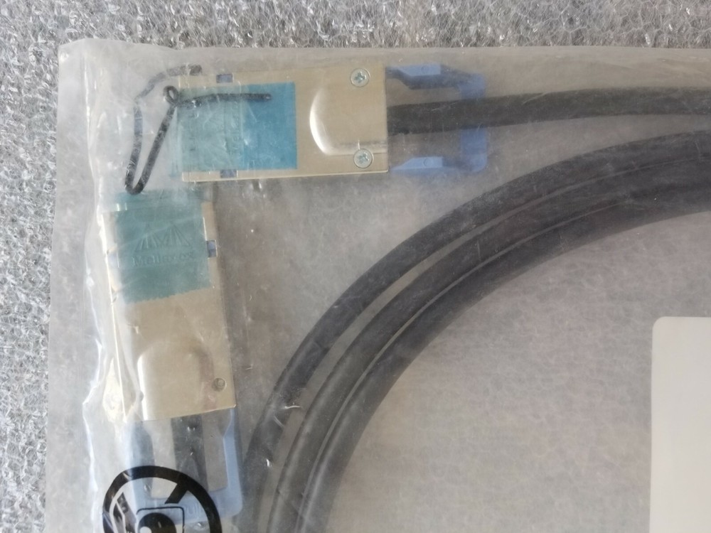 EMC/ ISILON 850-0029-01 INFINIBAND CABLE 3 METER