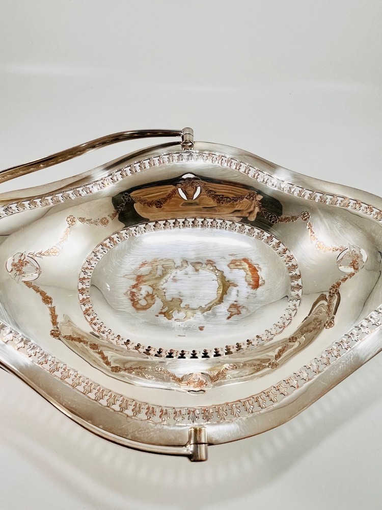 Vintage EPNS Silver Plated Footed Fruit Cake Bread Basket w/ Swing Handle