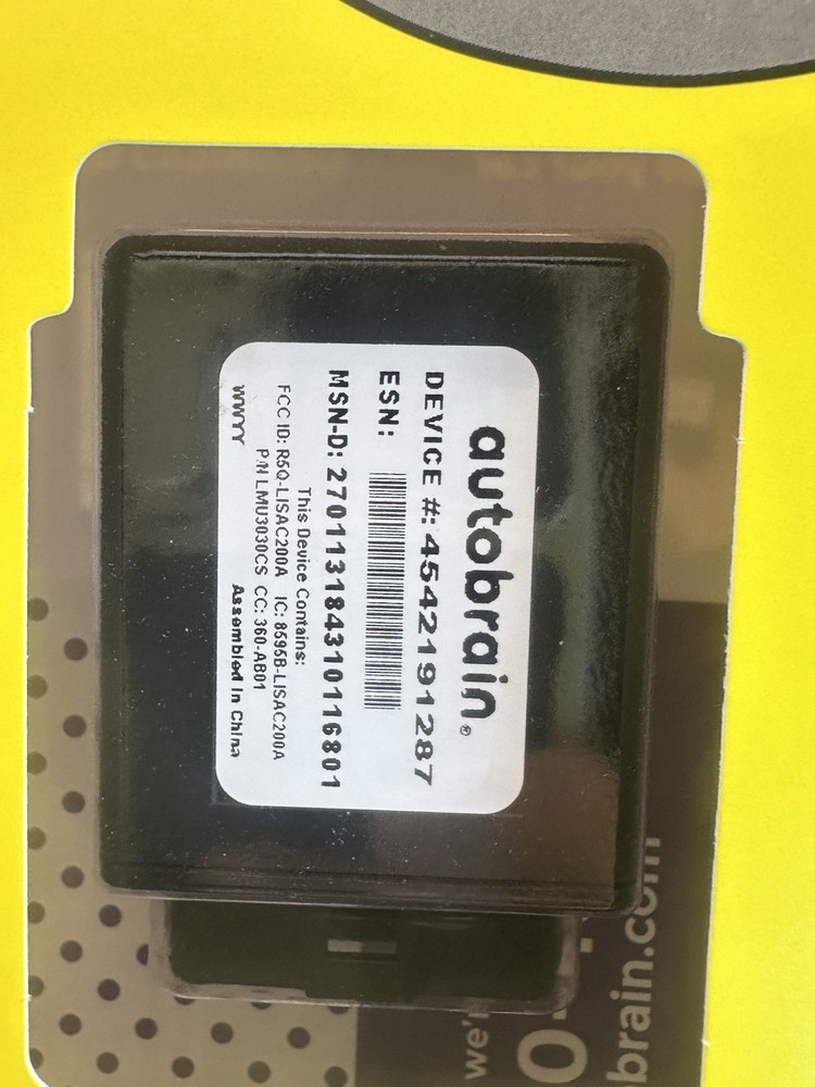 Autobrain Plug-In Vehicle Tracker & Diagnostics Device | Open Box | Subscription