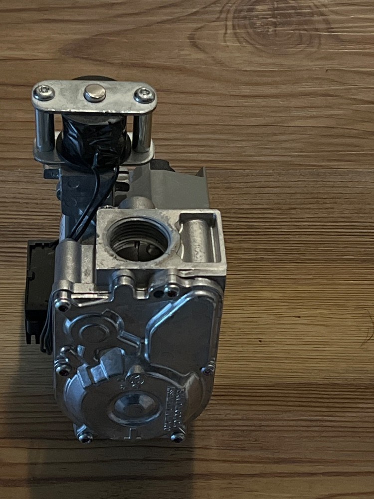 lennox gas valve