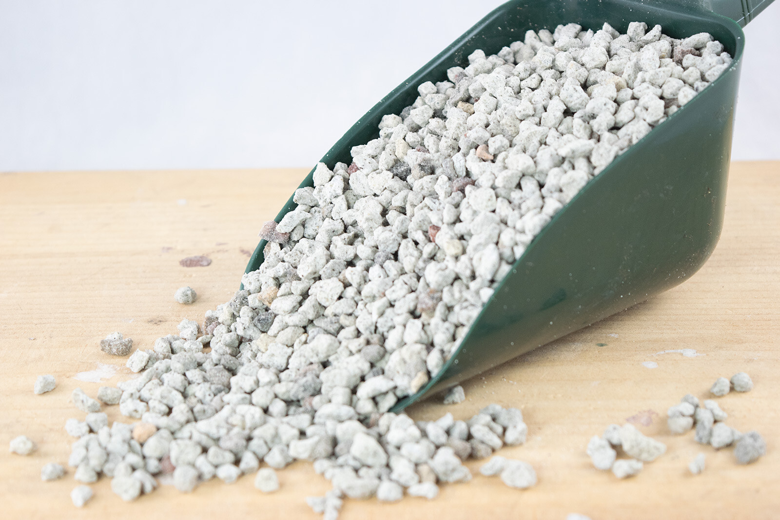 3/16" Small Grain Pumice for Seedling, Cutting, Succulent & Bonsai Tree Soil Mix