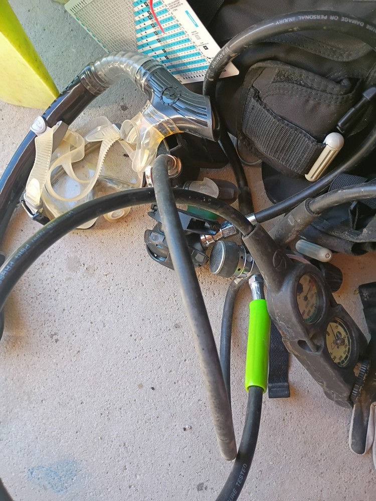 Genesis Scuba Lot - Multiple Items In Good Condition
