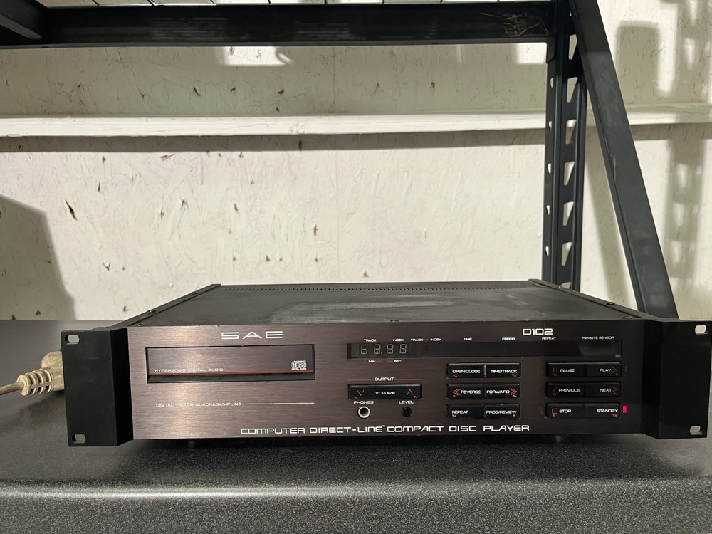 SAE D102 1988 Vintage CD Player - Powers On Untested