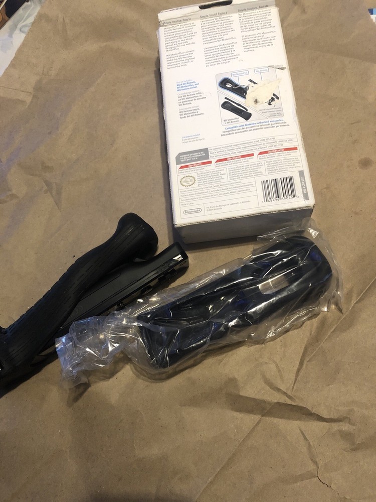 Nintendo Wii Wireless Remote + MotionPlus Black Motion Controller With Box