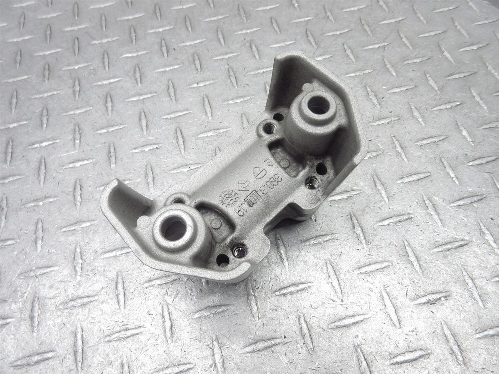 2013 12-14 Ducati Monster 696 Handlebar Riser Clamp Mount Upper Lower Bracket