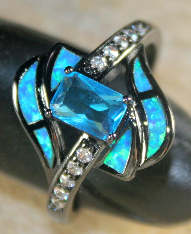 BLACK SILVER Elegant Blue Fire Opal & Sky Blue Topaz Ring WR40501