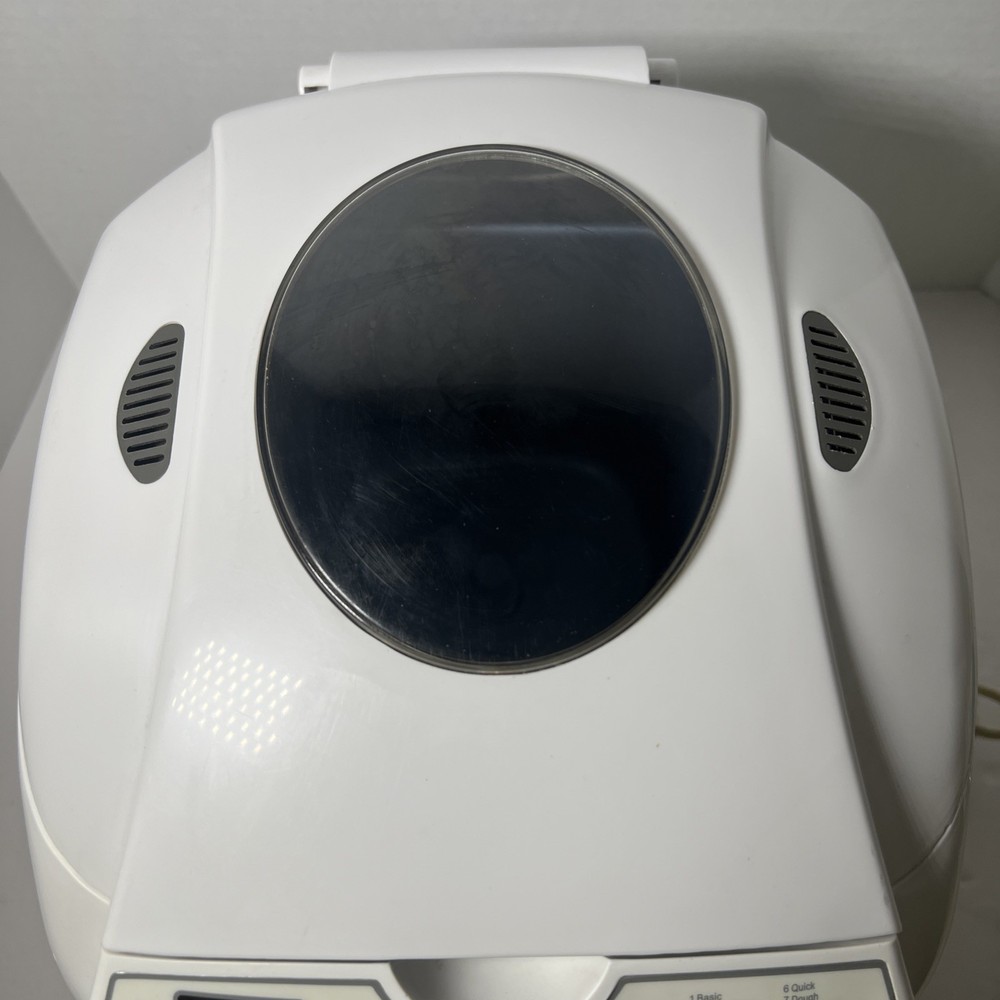 Sunbeam Bread Maker Machine Model # 5890- Makes 1-1.5 Lbs Tested