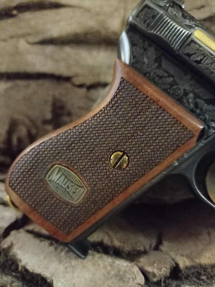 Mauser 1910-1914 walnut grips