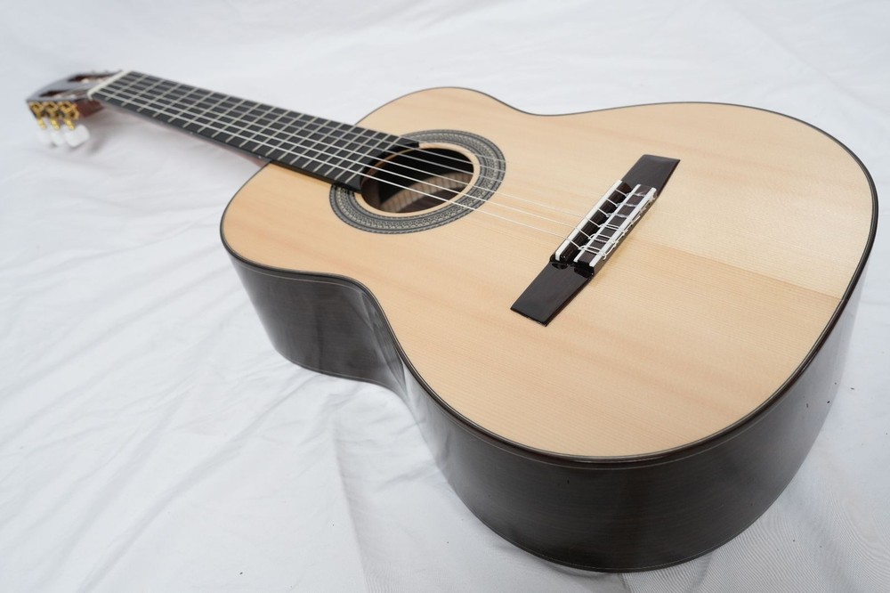 ARIA A-70A-S ALT Classical Guitar Compact Size With Soft Case