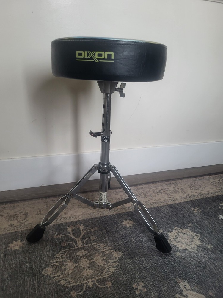 708 Dixon Light Double Braced Throne
