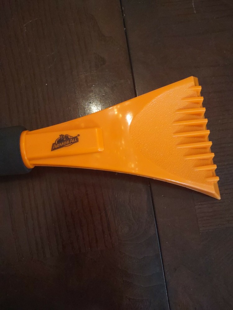 ArmorAll Window Scraper Winter