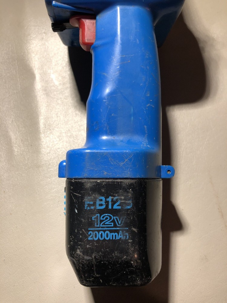 Ideal 35-067 Battery Powered Cable Cutter