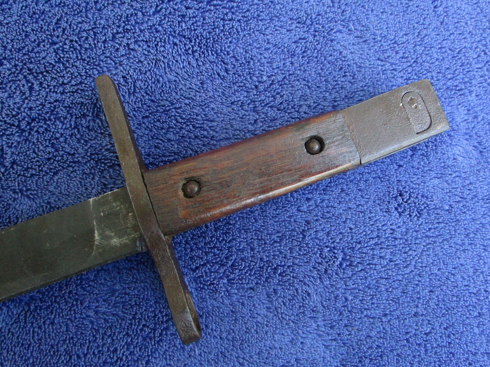 ORIGINAL LATE WW2 JAPANESE TYPE 30 ARISAKA BAYONET AND SCABBARD MAKER JINSEN