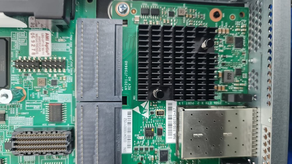 Netapp AFF-A250 all-flash array with 111-05272+A1 Dual controller & Dual PSU