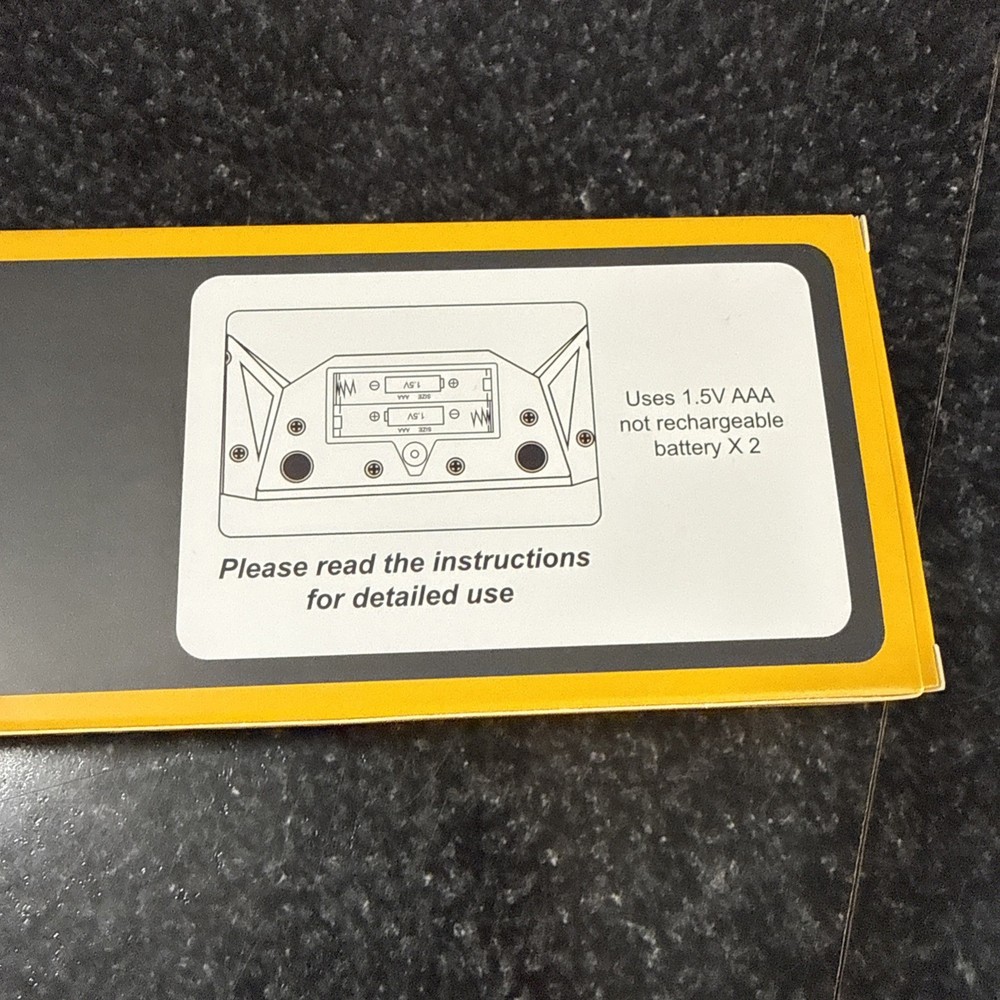 QY Timer, Digital Speedcubing Competition Timer, Black and Yellow