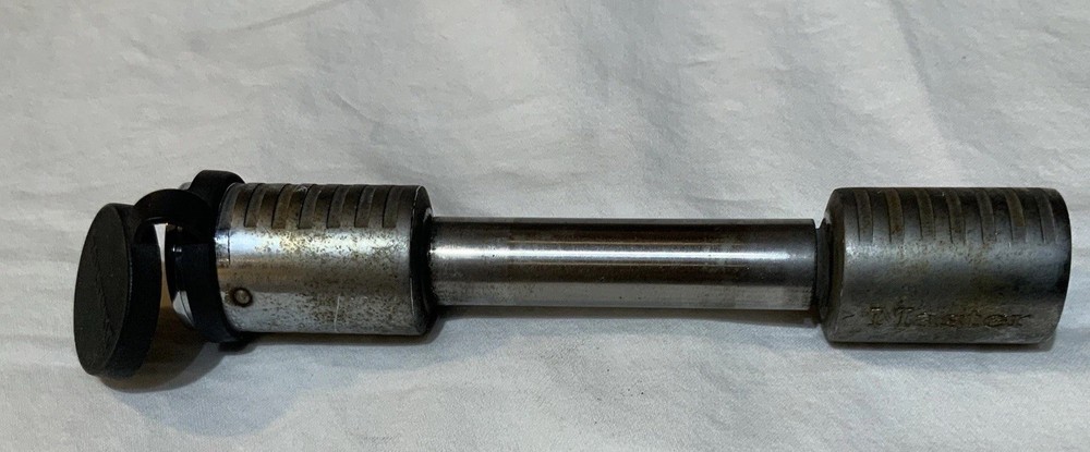 Master Lock Lockable Trailer Hitch Pin With Two Keys