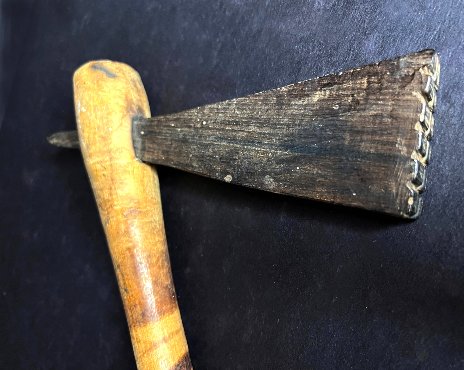 SPIKED WAR CLUB-TOMAHAWK Authentic Native American Antique Hand Carved