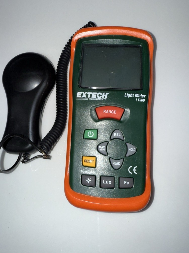 New! Extech Instruments LT300 Light Meter