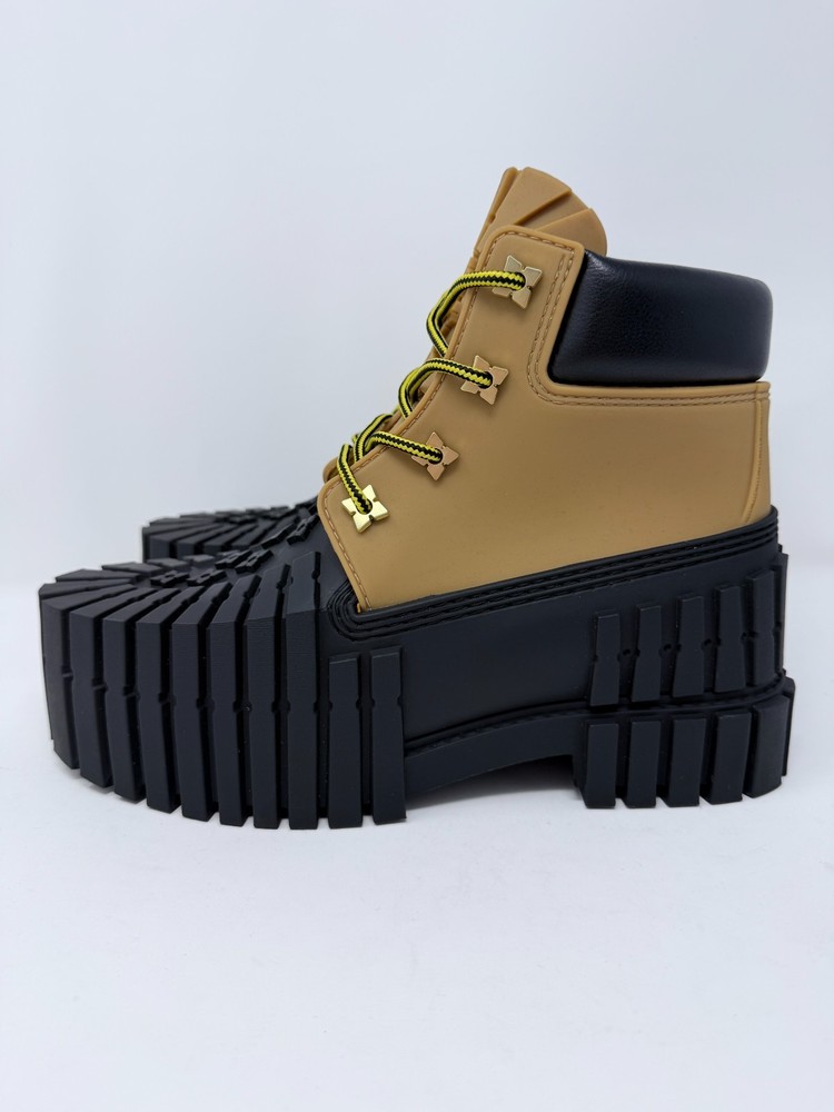 Size 8 - MSCHF 2x4 Boot Duck Camel Brown Black