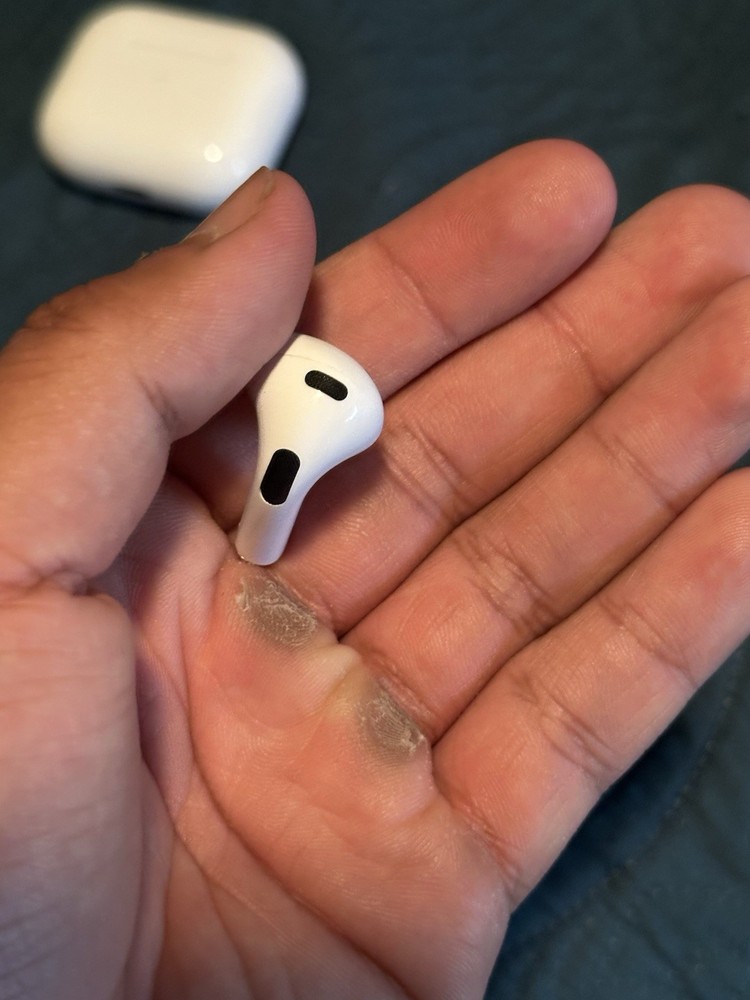 Apple AirPods