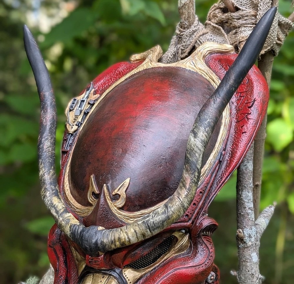 1:1 Life Size Samarui Predator Bio Mask