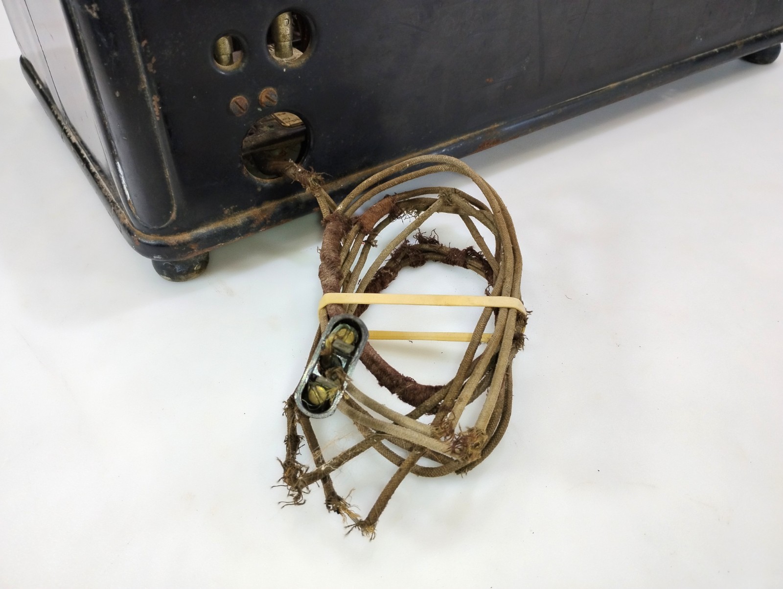 Antique Atwater Kent Model 47 Tube Radio Metal Case Untested Parts Repair