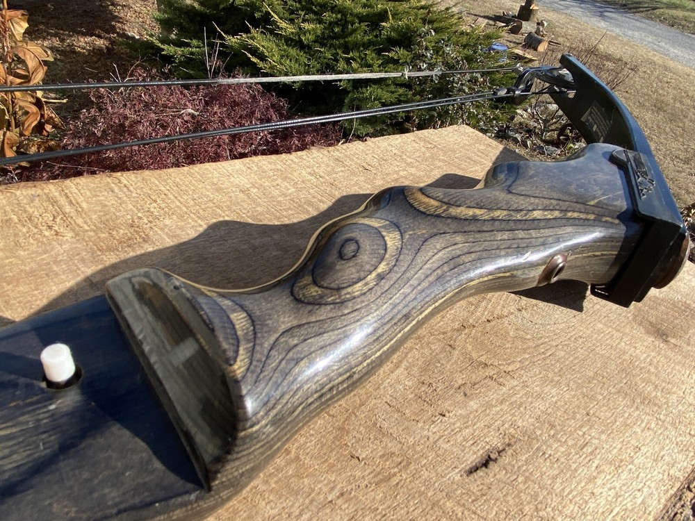 Bear Alaskan Compound Bow Heavy Draw Weight  Beautiful Laminated Riser