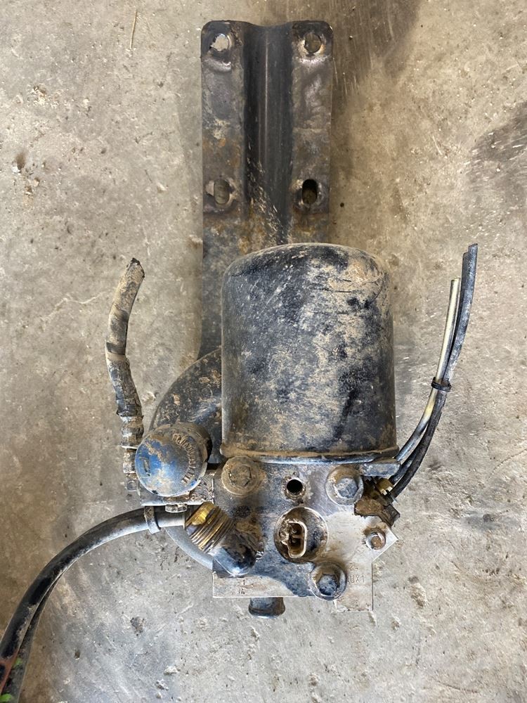 Air Dryers N/A Used P-12685