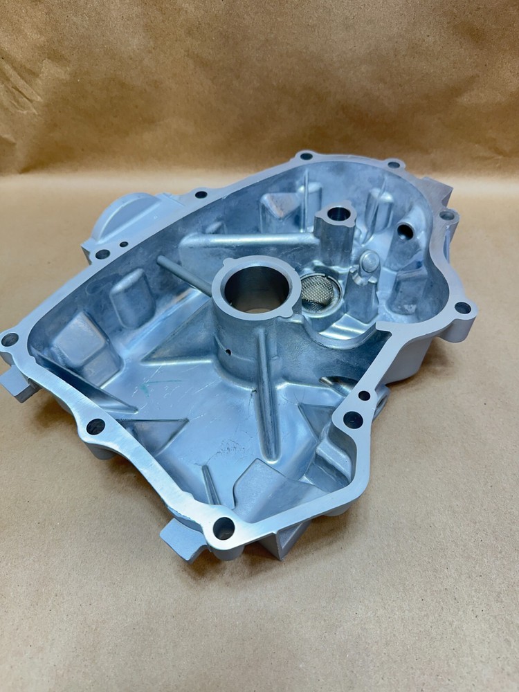 Briggs & Stratton Engine Sump 690069