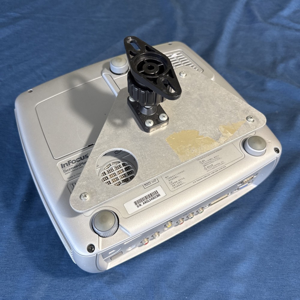 InFocus ScreenPlay 5000 HDTV-ready DLP Front Projector W/ Ceiling Mount Read