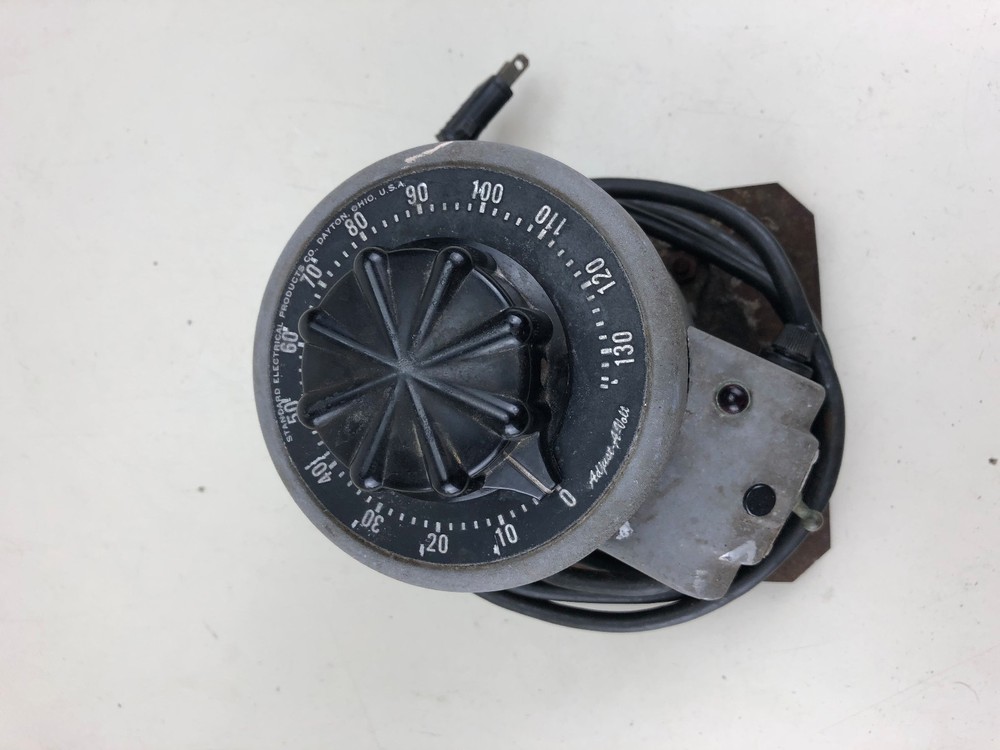 Adjust-A-Volt Variable Transformer. Output 0–135 VAC, 7.5 Amp, max KVA 1.0
