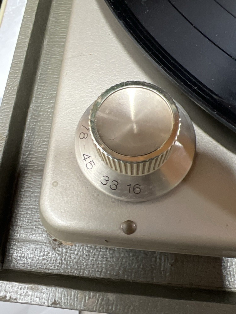 Zenith X560 Solid State Stereo Record Player Micro-Touch 2G Flip-Down Turntable