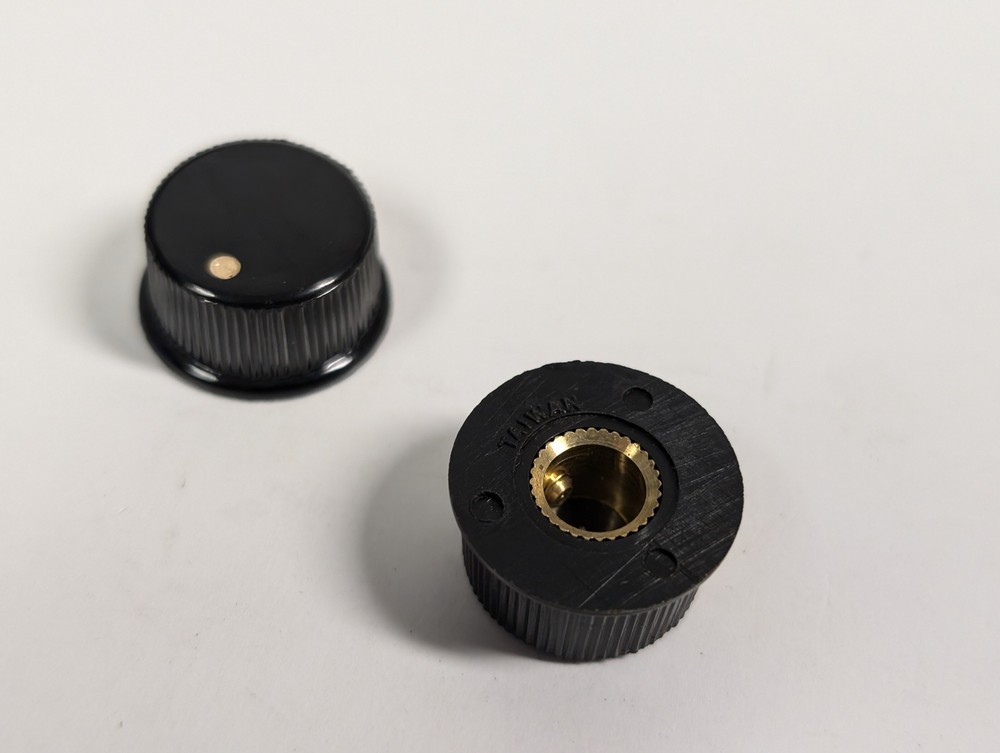 BLACK CONTROL KNOBS (2 PACK)