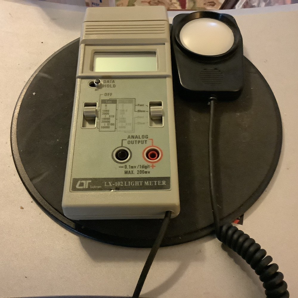 Lutron LX-102 Light Meter w/Sensor, Case
