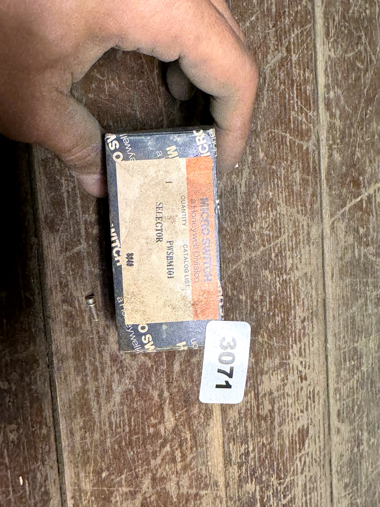 Honeywell PWSBM101 Micro Selector Switch