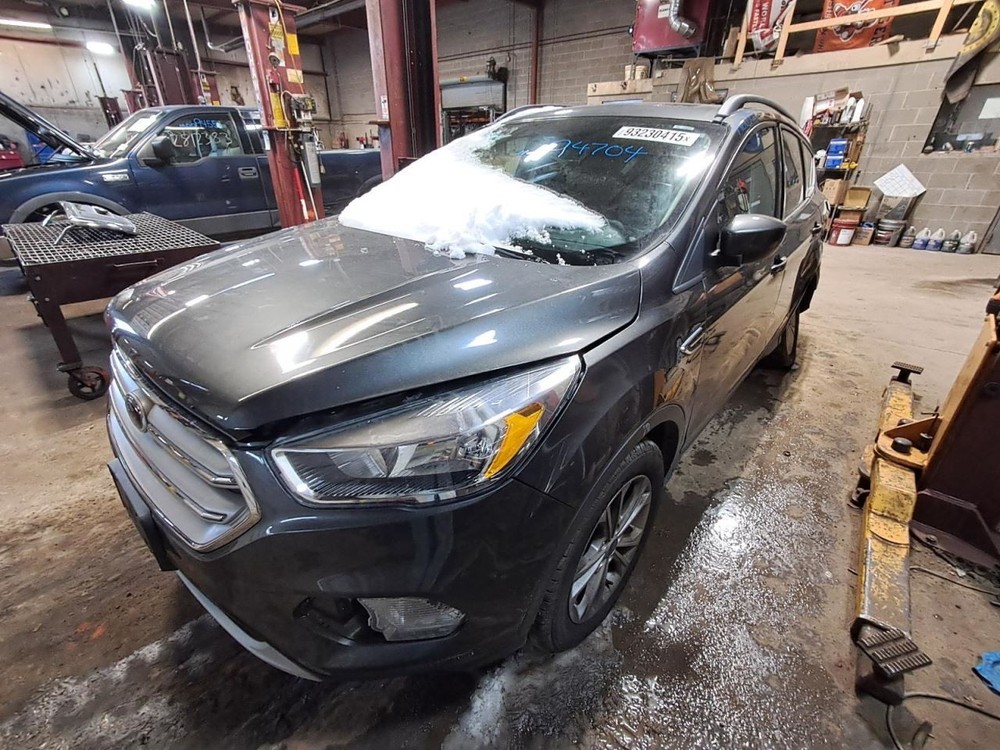 2018 Ford Escape 4.2 Screen Display - Used, Needs Reprogramming, No Code